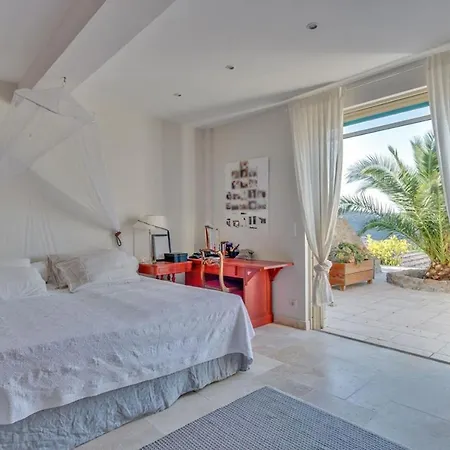Ref Hubert - Palmes D'or Properties *
